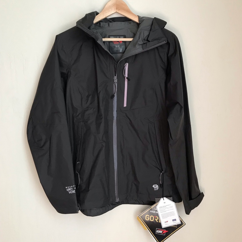 Mountain Hardware Gortex Paclite Jacket. NWT